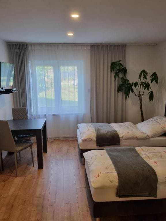 Double Room with Private Bathroom room - Image 1