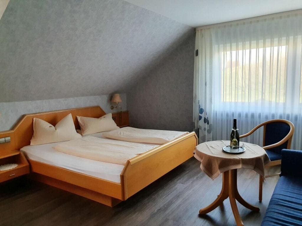 Large Double Room room - Image 3