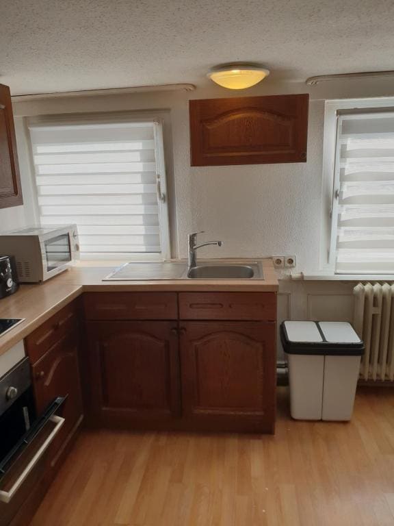 Three-Bedroom Apartment room - Image 1