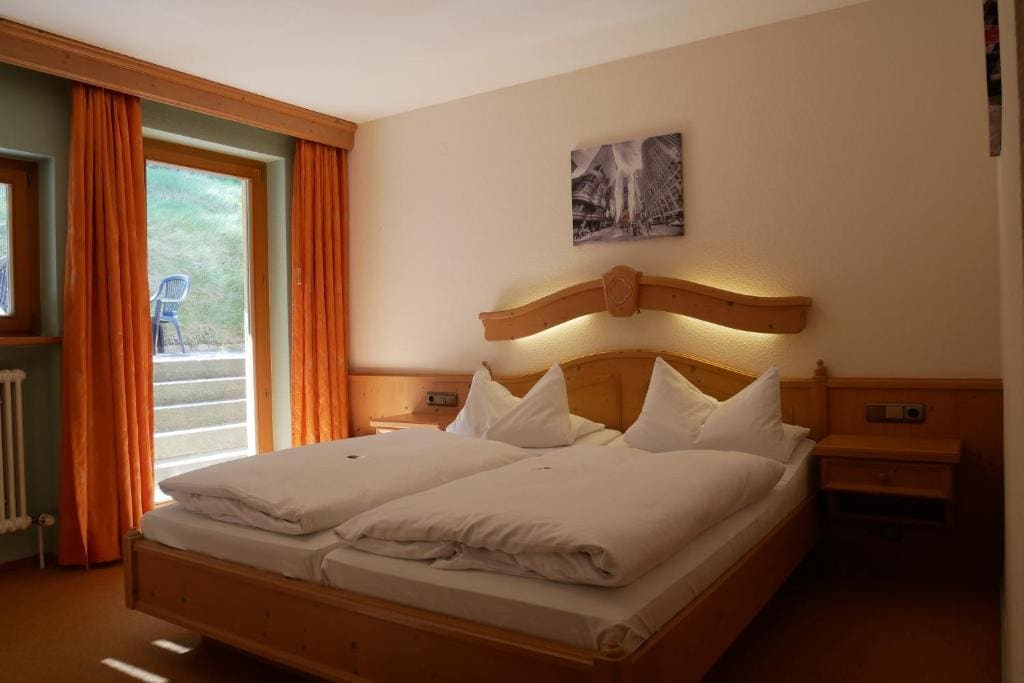 Double Room room - Image 2