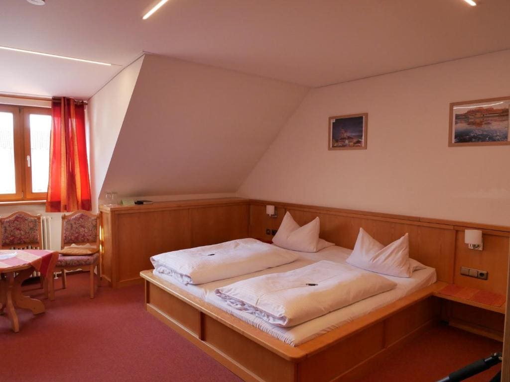Quadruple Room room - Image 1