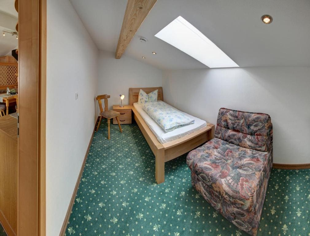 Apartment with Balcony room - Image 3