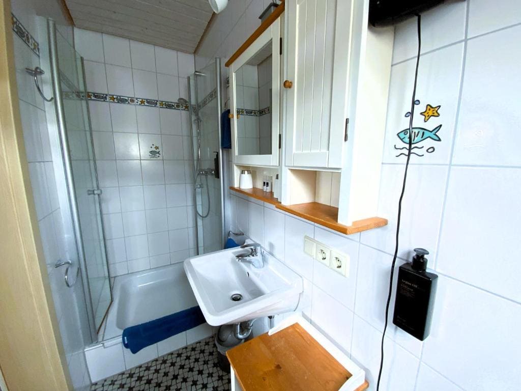 Double Room with Balcony room - Image 2