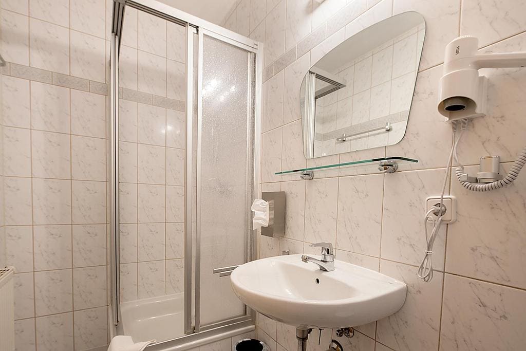 Budget Double Room room - Image 1