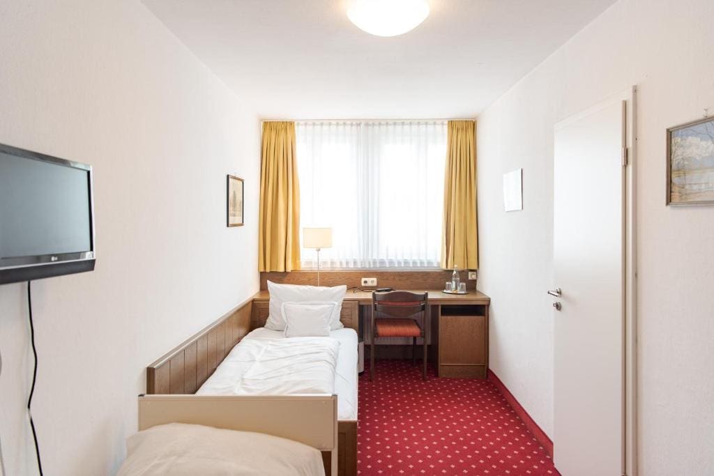 Family Room room - Image 1