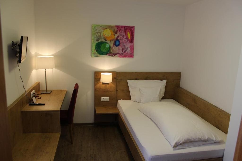 Budget Single Room room - Image 1