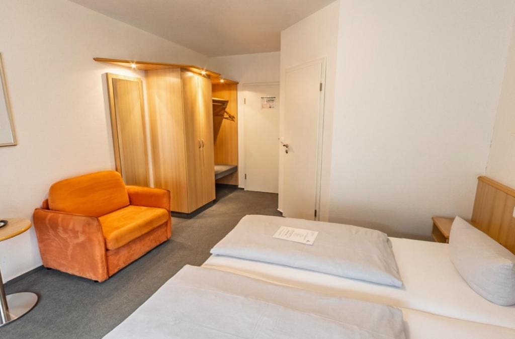 Superior Double or Twin Room room - Image 1
