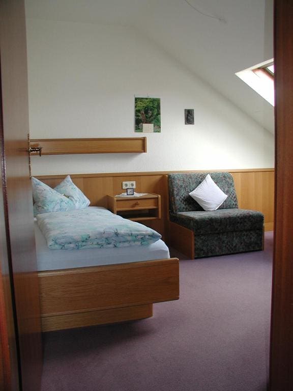 Single Room with Shower room - Image 1