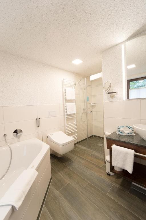 Suite room - Image 3