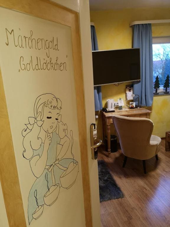 Single Room - Gold room - Image 3