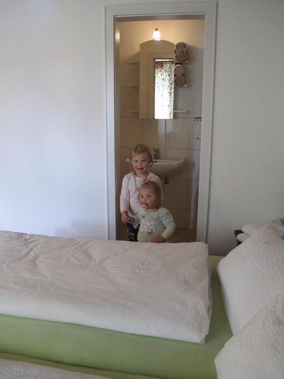 Basic Triple Room room - Image 1