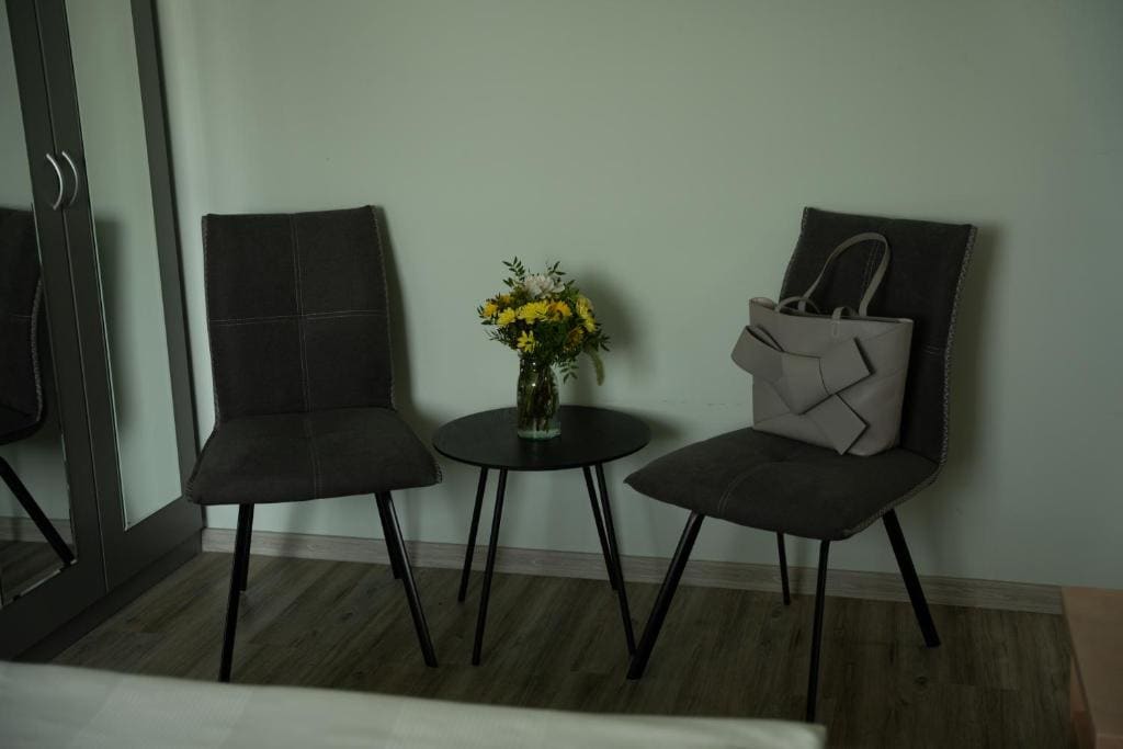 Standard Twin Room room - Image 1