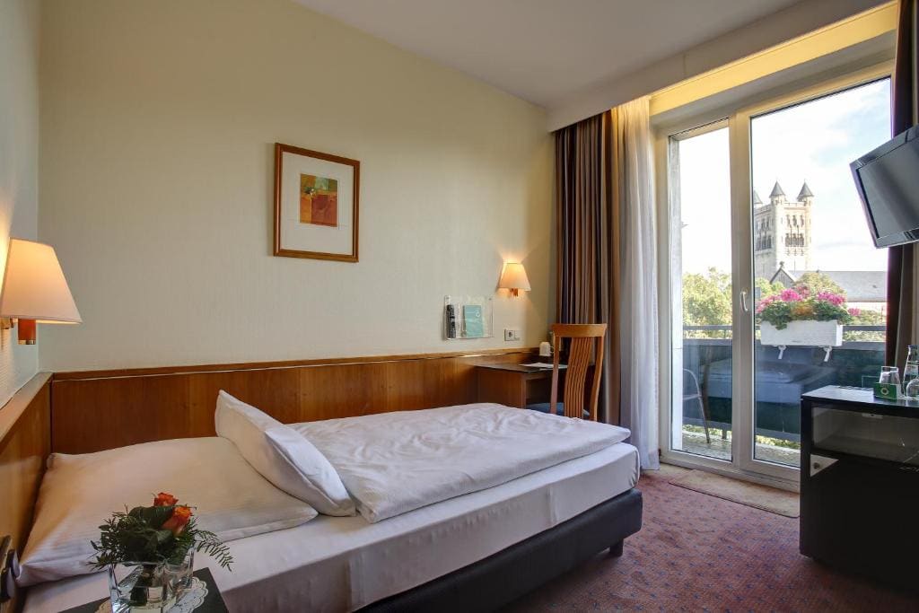 Comfort Single Room room - Image 1