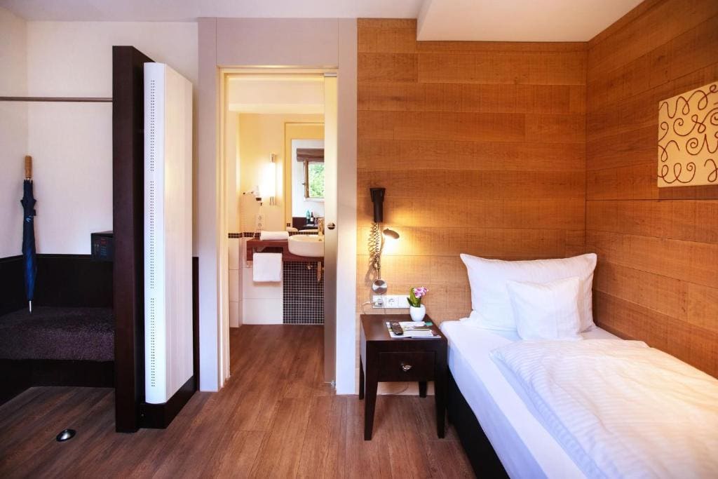 Economy Single Room room - Image 2