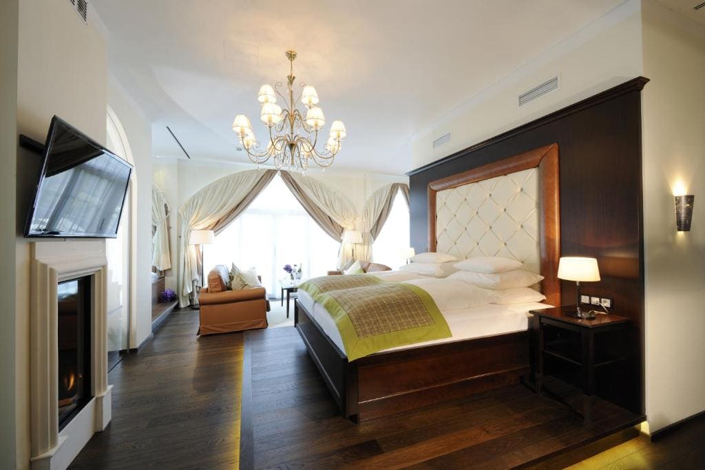 Spa Lofts room - Image 3