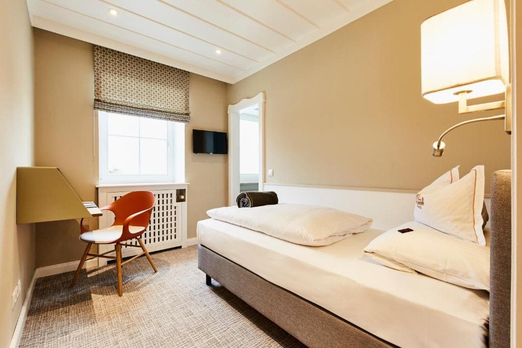 Basic Einzelzimmer room - Image 3