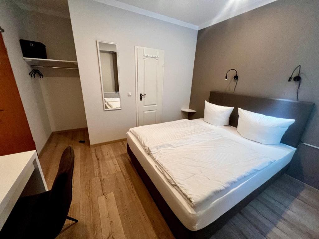 Doppelzimmer Standard "Gästehaus" room - Image 3