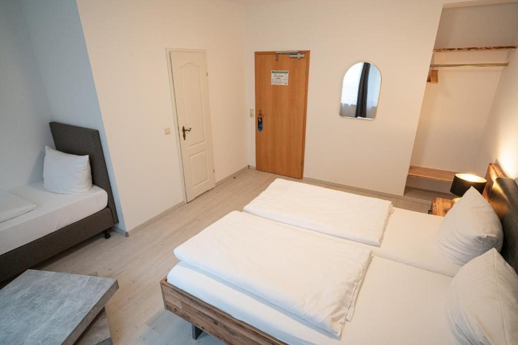 Dreibettzimmer "Gästehaus" room - Image 2