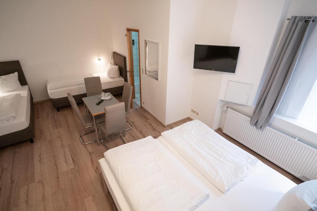 Vierbettzimmer "Gästehaus" room - Image 1