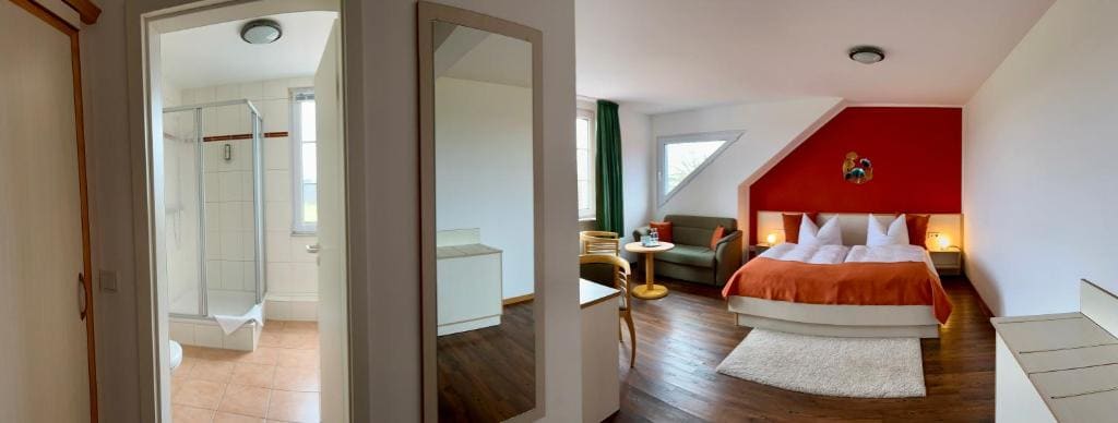 Premium Double Room room - Image 3