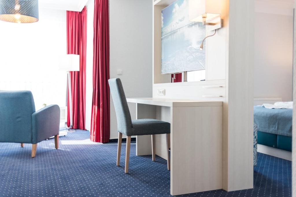 Junior Suite (2 Adults) room - Image 3