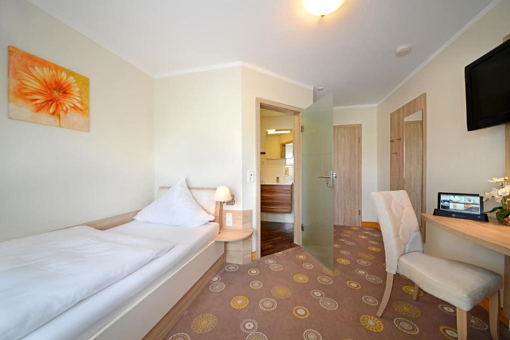 Standard Single Room room - Image 1