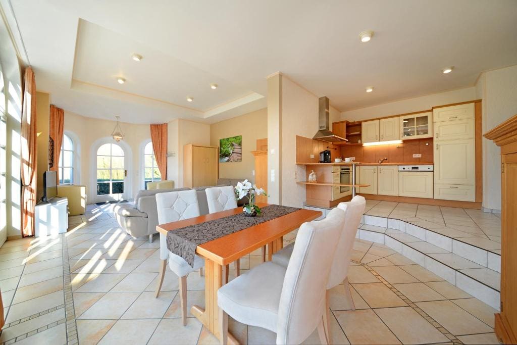 Apartment with Terrace room - Image 1