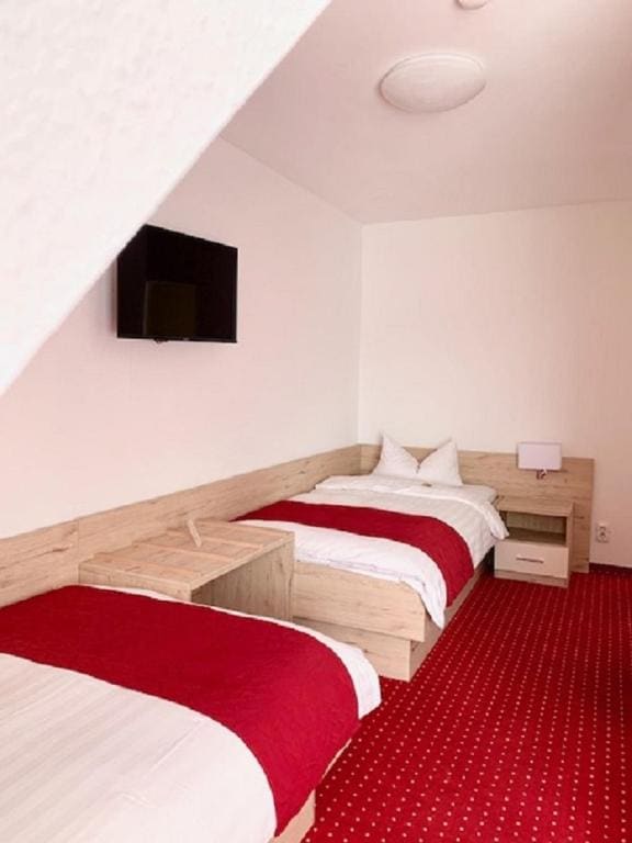Standard Twin Room room - Image 1