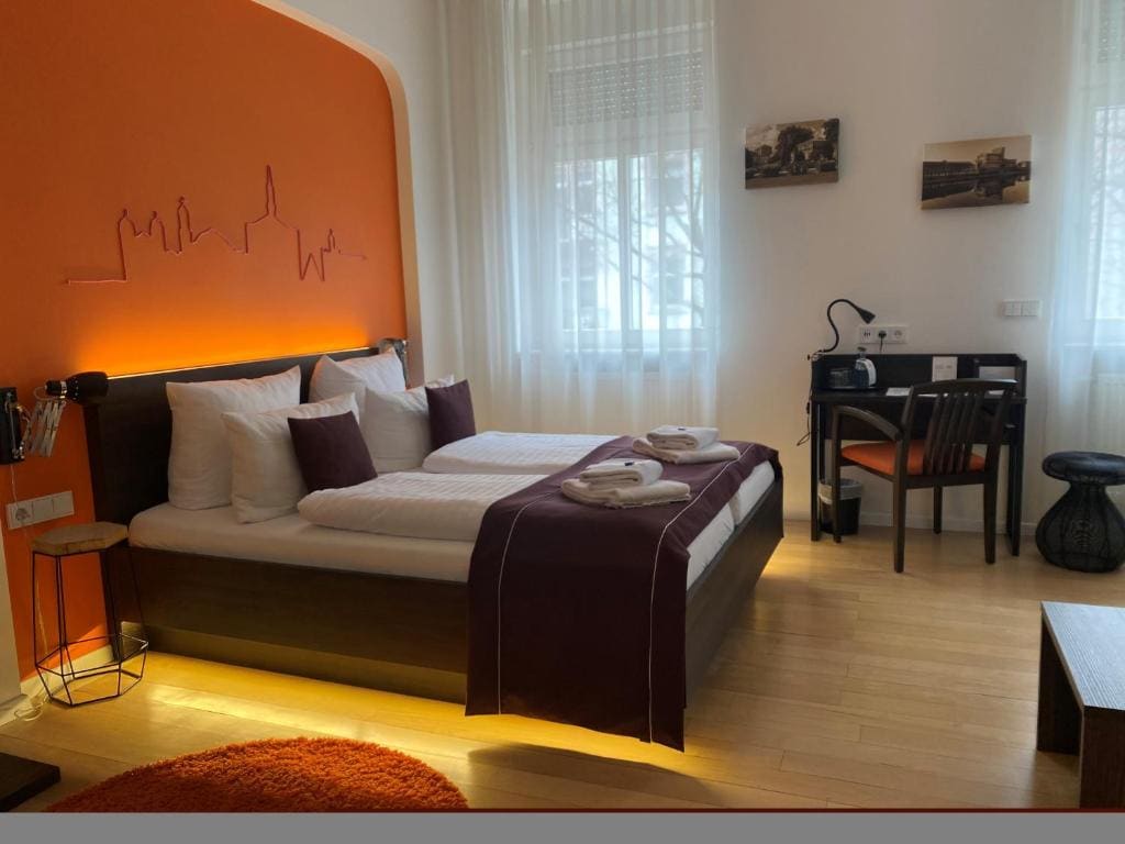 Studio room - Image 1