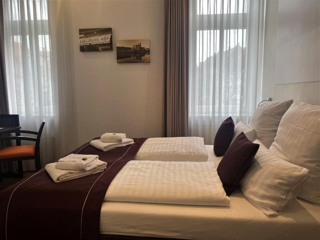 Double Room room - Image 2