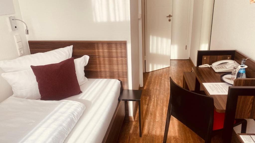 Economy Single Room room - Image 1
