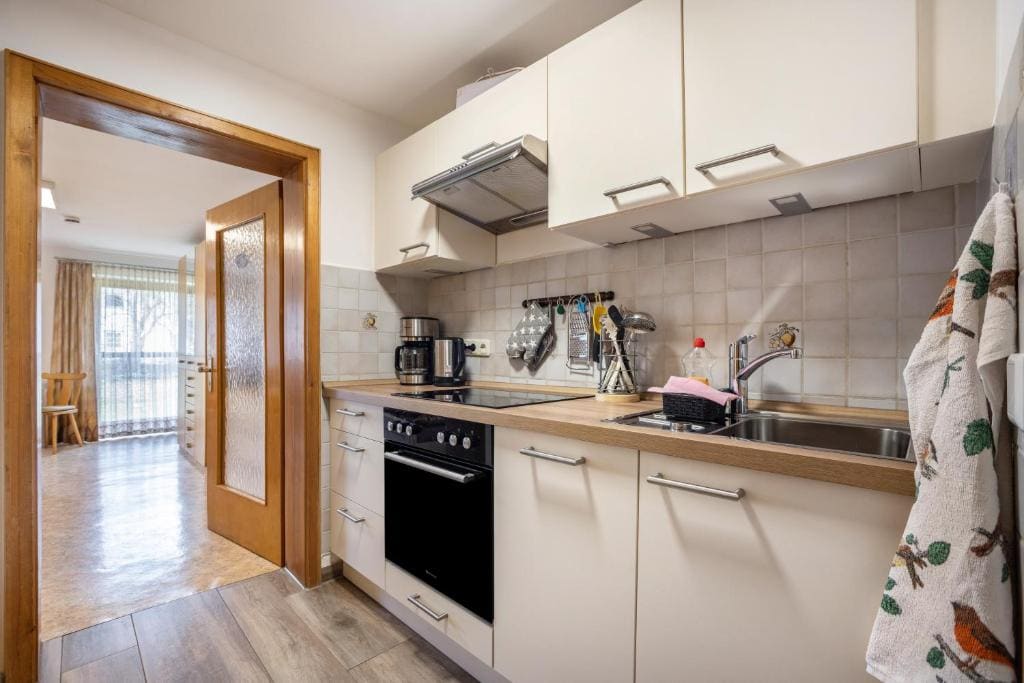 One-Bedroom Apartment with Garden View room - Image 3
