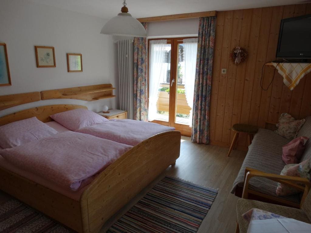Basic Triple Room room - Image 2