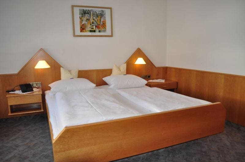 Standard Double Room room - Image 2