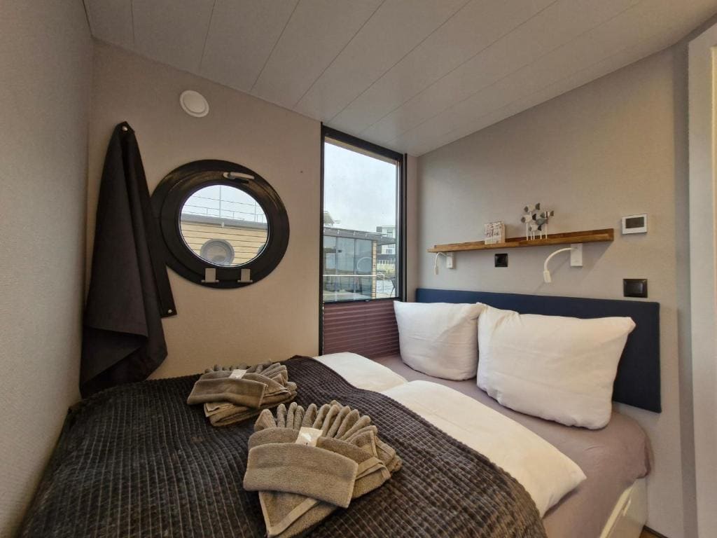 Holiday Home room - Image 1