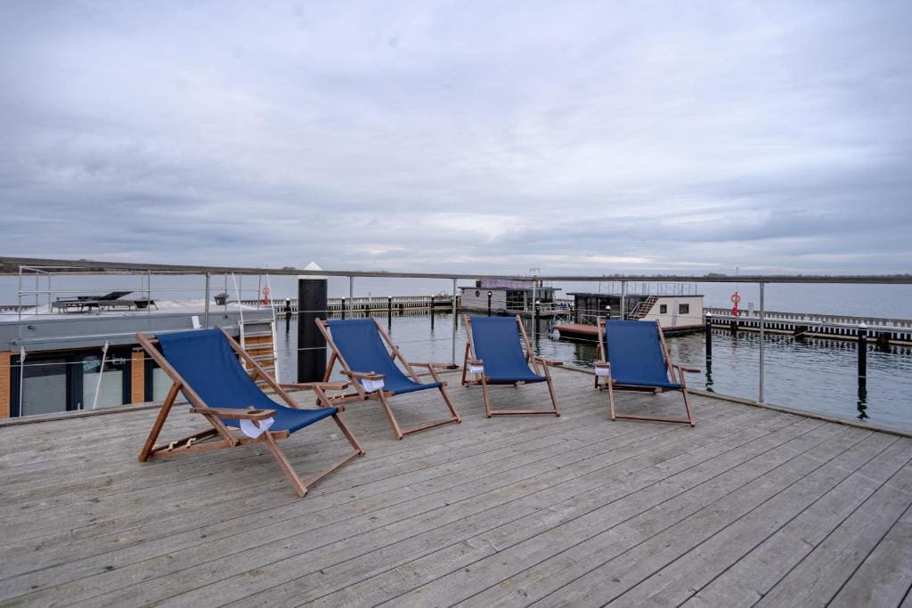 Mobile Home room - Image 1