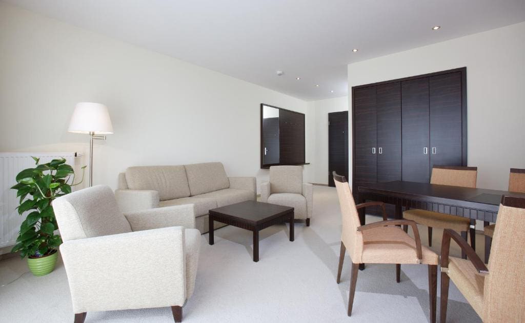 Suite room - Image 3