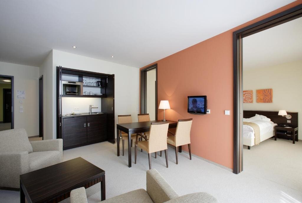 Suite room - Image 2