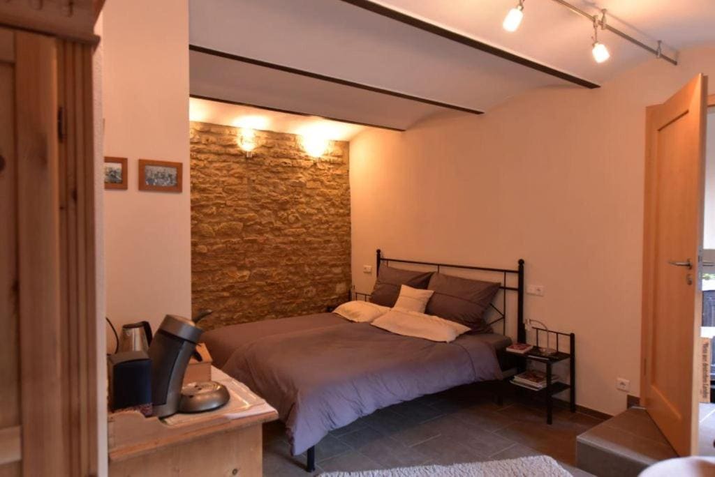 Double Room with Shower room - Image 2