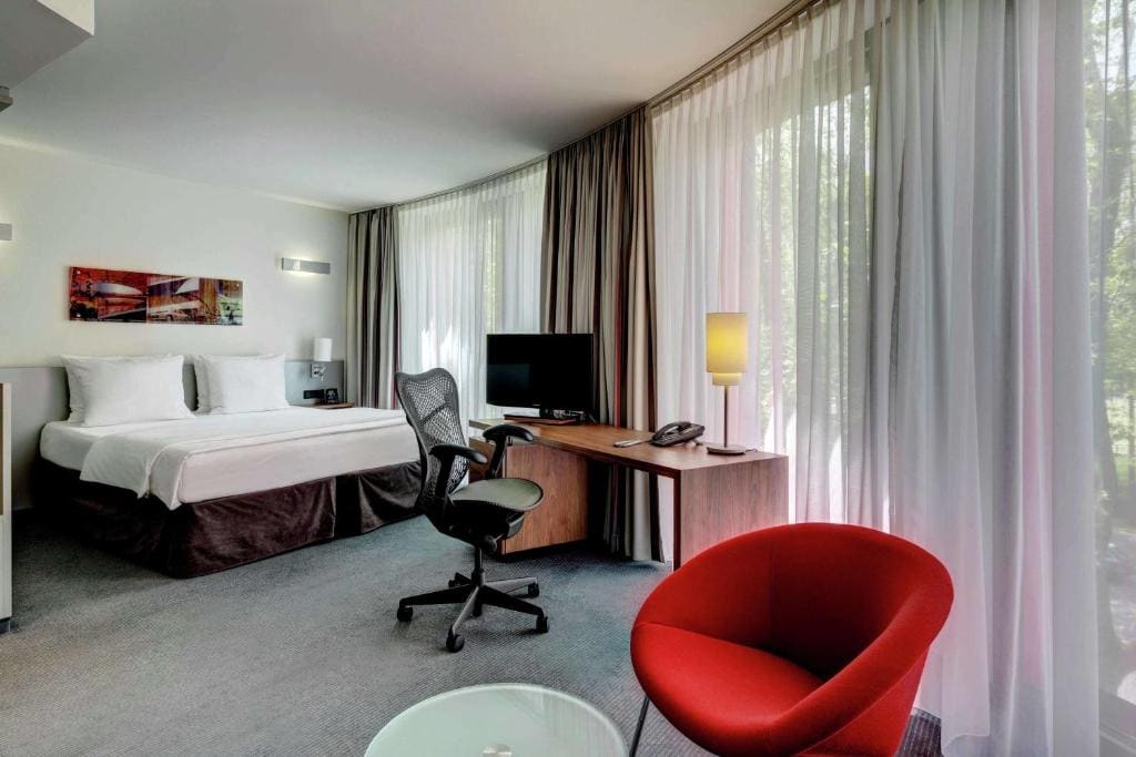 Deluxe King Room room - Image 1