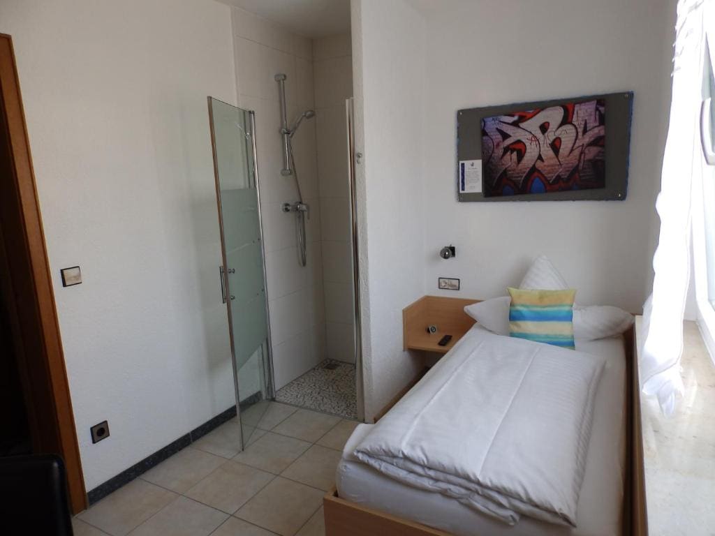 Economy Single Room room - Image 3