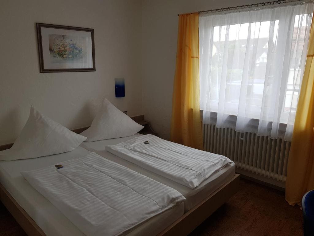 Economy Double Room room - Image 1