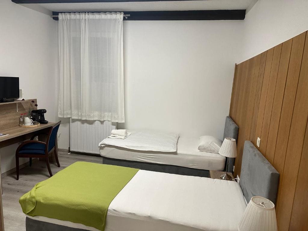 Double Room room - Image 3