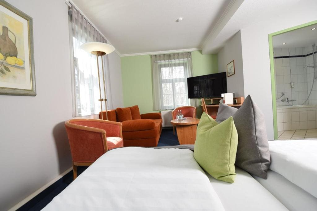 Deluxe Double Room room - Image 3