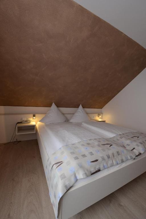 Triple Room room - Image 3