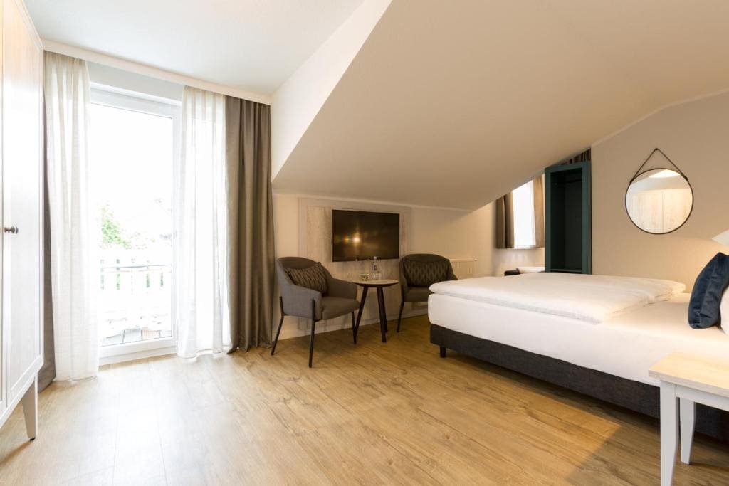 Superior Double Room room - Image 3