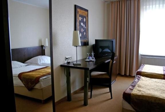 Double or Twin Room room - Image 2