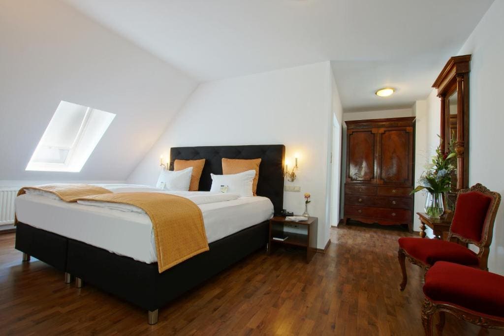 Suite with Balcony room - Image 1