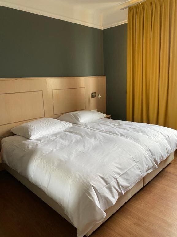 Standard Double Room room - Image 3
