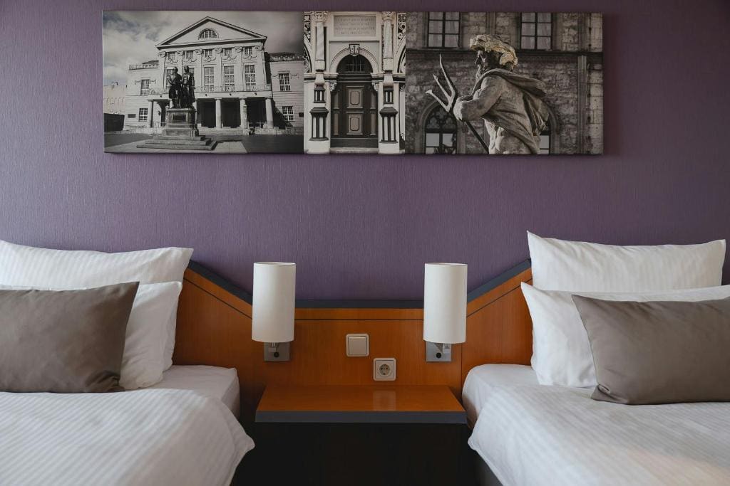 Comfort Twin Room room - Image 3